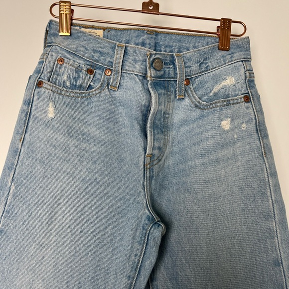 Levi Wedgie Jeans 23x28 - Picture 2 of 5